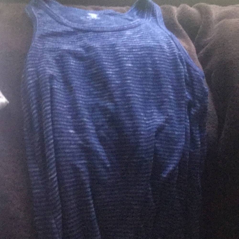 Shirts - Picture 2 of 3